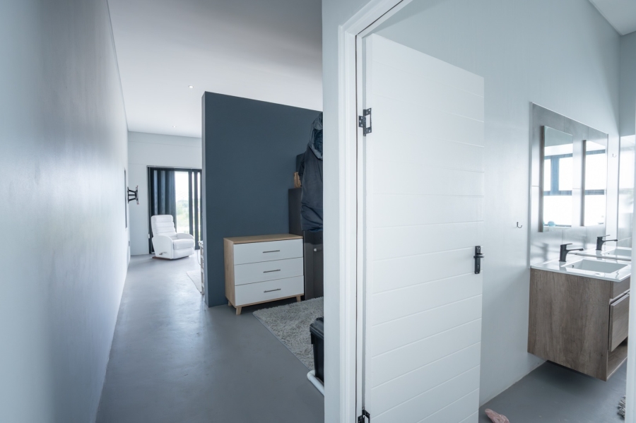 3 Bedroom Property for Sale in Olifantskop Western Cape